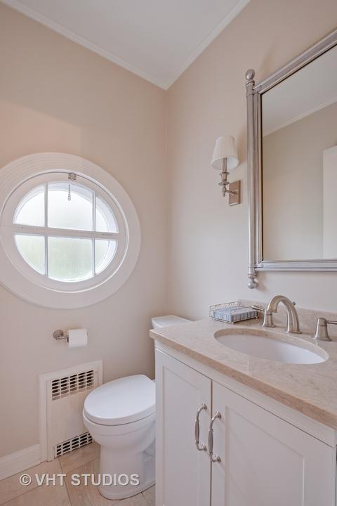 280 Maple Row, Northfield, IL 60093 photo 26