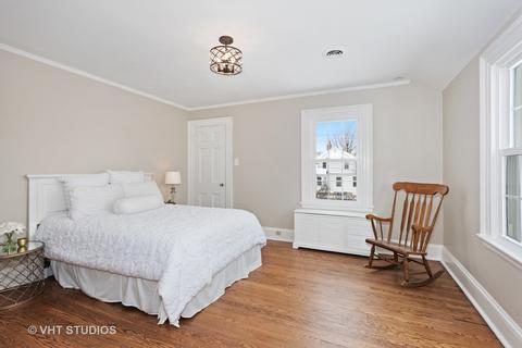 1020 N Main St, Wheaton, IL 60187 photo 11