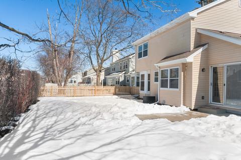 992 Pear Tree Ln, Wheeling, IL 60090 photo 22