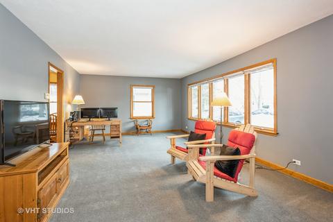 123 N Pierce Ave, Wheaton, IL 60187 photo 2