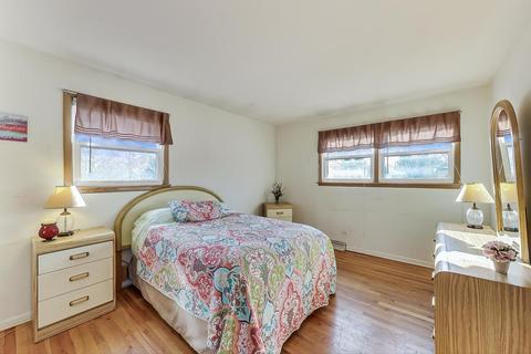 807 E Golfhurst Ave, Mount Prospect, IL 60056 photo 14