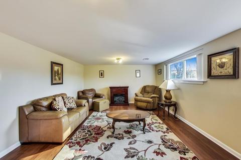 807 E Golfhurst Ave, Mount Prospect, IL 60056 photo 20