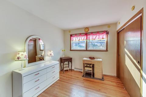 807 E Golfhurst Ave, Mount Prospect, IL 60056 photo 16