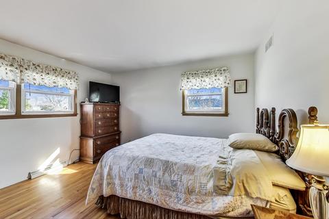807 E Golfhurst Ave, Mount Prospect, IL 60056 photo 13