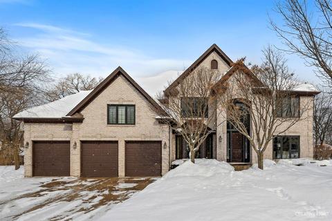 1561 Camden Pl, Wheaton, IL 60189 photo 1