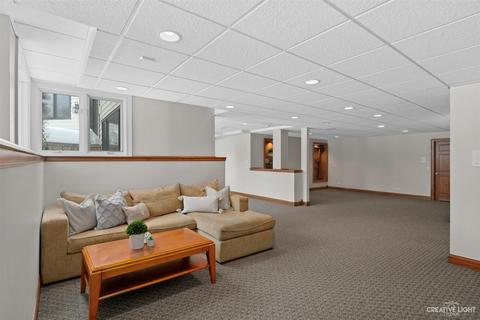 1561 Camden Pl, Wheaton, IL 60189 photo 28