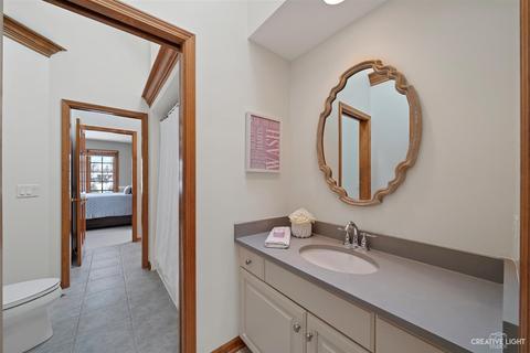 1561 Camden Pl, Wheaton, IL 60189 photo 23
