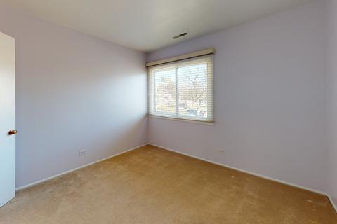 110 New Castle Ct, Rolling Meadows, IL 60008 photo 14