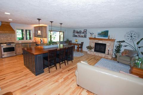 9 N829 Tipi Ln, Elgin, IL 60124 photo 3
