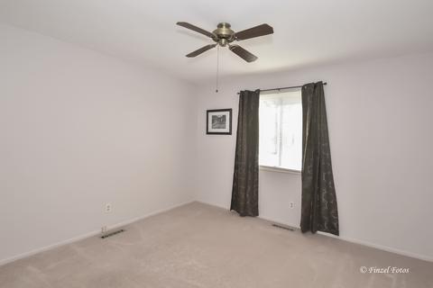 819 Royal Dr #D-3, Mchenry, IL 60050 photo 9