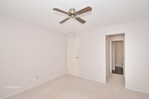 819 Royal Dr #D-3, Mchenry, IL 60050 photo 10