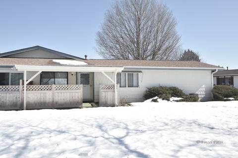 819 Royal Dr #D-3, Mchenry, IL 60050 photo 1