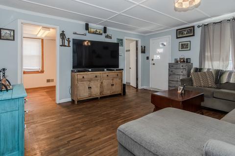 205 E Washington St, Gardner, IL 60424 photo 4