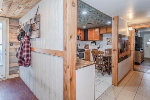 205 E Washington St, Gardner, IL 60424 photo 8
