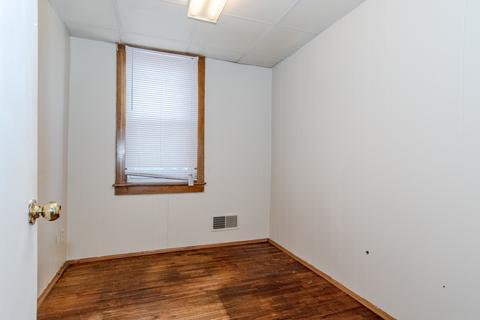 205 E Washington St, Gardner, IL 60424 photo 15