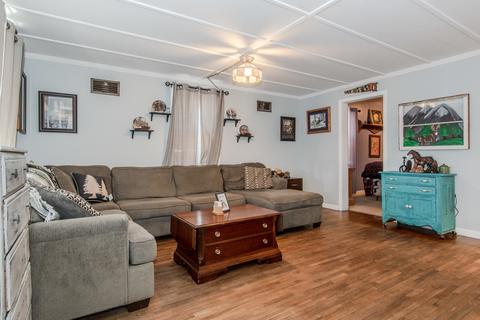 205 E Washington St, Gardner, IL 60424 photo 7