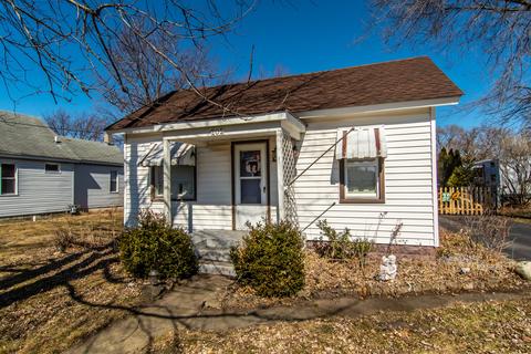 205 E Washington St, Gardner, IL 60424 photo 3