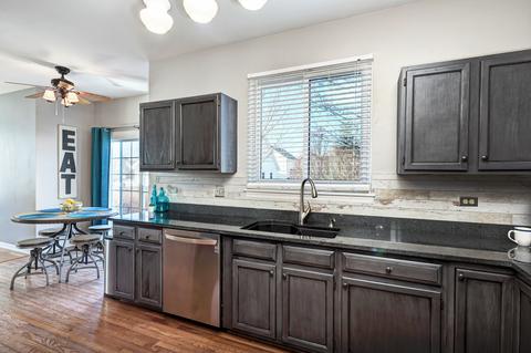 1651 Mcdowell Ave, Aurora, IL 60504 photo 13