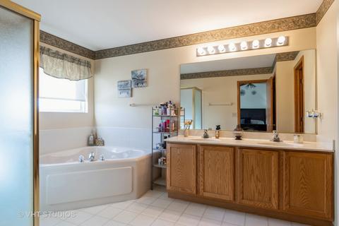 5718 Arbor Gate Dr, Plainfield, IL 60586 photo 13