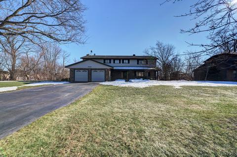 1001 Auburn Ln, Bartlett, IL 60103 photo 1