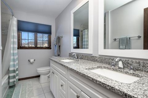 1001 Auburn Ln, Bartlett, IL 60103 photo 32