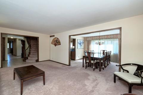 1001 Auburn Ln, Bartlett, IL 60103 photo 8