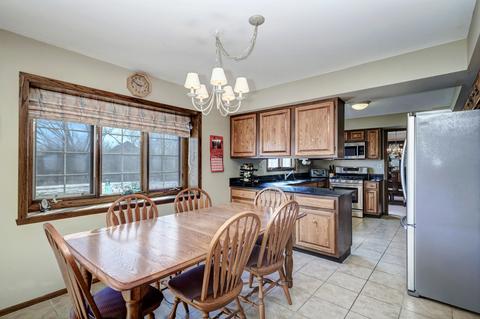 1001 Auburn Ln, Bartlett, IL 60103 photo 16