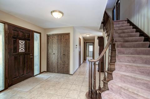 1001 Auburn Ln, Bartlett, IL 60103 photo 5