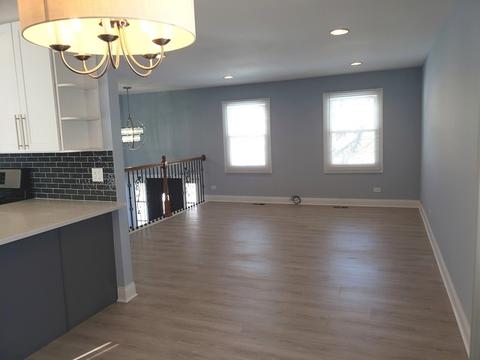 1335 Newcastle Ln, Hoffman Estates, IL 60169 photo 8