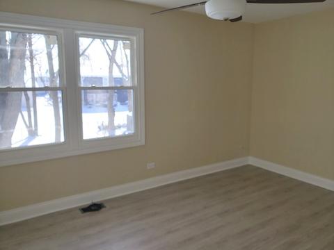 1335 Newcastle Ln, Hoffman Estates, IL 60169 photo 16