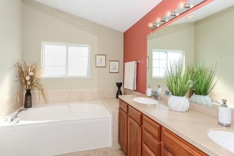 611 Biltmore Dr, Bartlett, IL 60103 photo 20