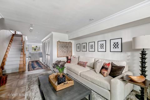 49 E Bellevue Pl, Chicago, IL 60611 photo 17