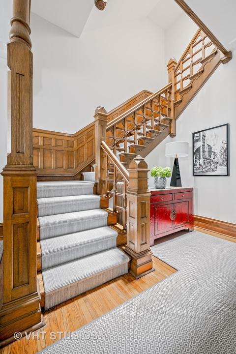 49 E Bellevue Pl, Chicago, IL 60611 photo 8