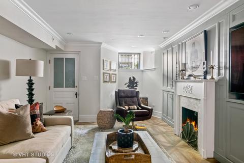 49 E Bellevue Pl, Chicago, IL 60611 photo 15