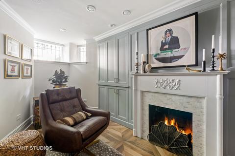 49 E Bellevue Pl, Chicago, IL 60611 photo 16