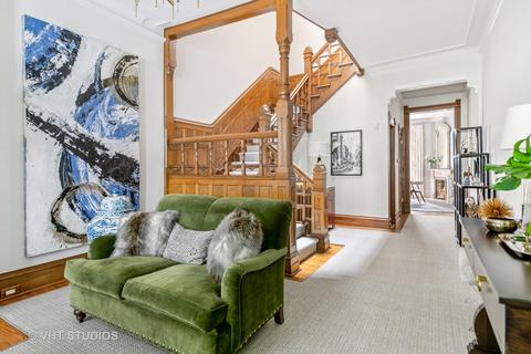 49 E Bellevue Pl, Chicago, IL 60611 photo 6