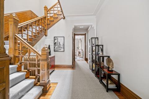 49 E Bellevue Pl, Chicago, IL 60611 photo 7