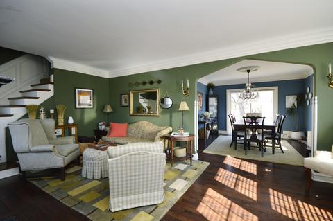 347 S Wolf Rd, Des Plaines, IL 60016 photo 4