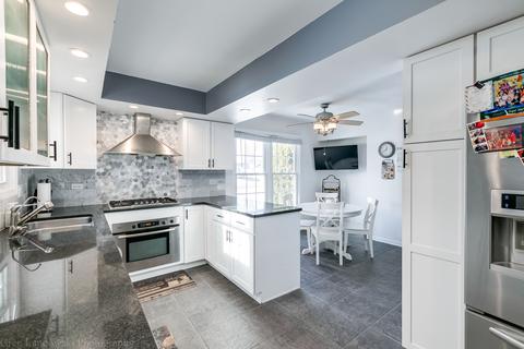 801 Juneway Ave, Deerfield, IL 60015 photo 14