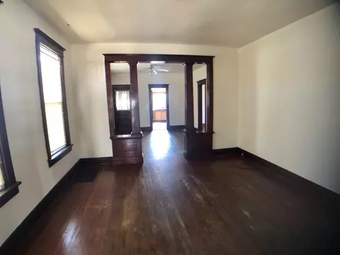 225 E Minnesota St, Spring Valley, IL 61362 photo 2