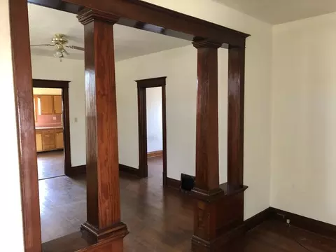 225 E Minnesota St, Spring Valley, IL 61362 photo 3