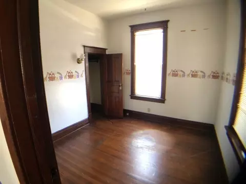 225 E Minnesota St, Spring Valley, IL 61362 photo 8
