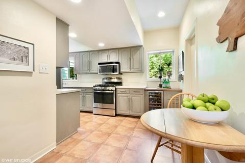 652 Oak Rd, Barrington, IL 60010 photo 11