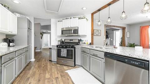 8091 N Ryan Cir, Byron, IL 61010 photo 7