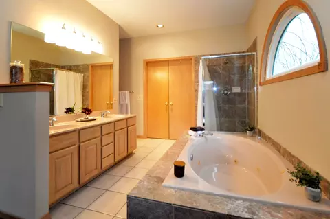 4952 Westhill Cir, Plainfield, IL 60586 photo 17