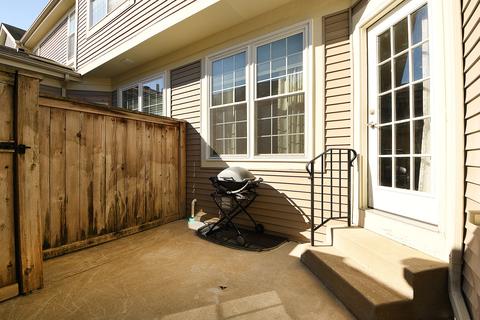 309 Bradbury Ln, Bartlett, IL 60103 photo 21