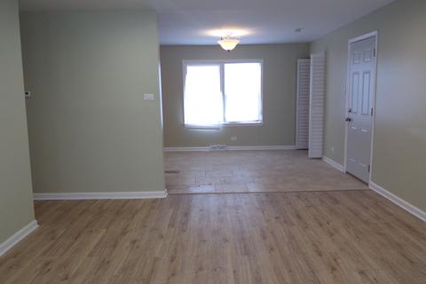 15335 Cherry Ln, Markham, IL 60428 photo 7