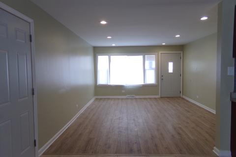 15335 Cherry Ln, Markham, IL 60428 photo 8