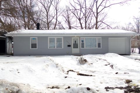 15335 Cherry Ln, Markham, IL 60428 photo 1