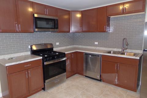 15335 Cherry Ln, Markham, IL 60428 photo 4